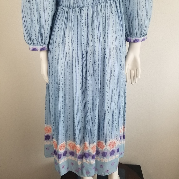 Vintage 70s Jean Jourdan Paris Prarie Peasant Cottagecore Blue Floral Midi Dress - Picture 8 of 10